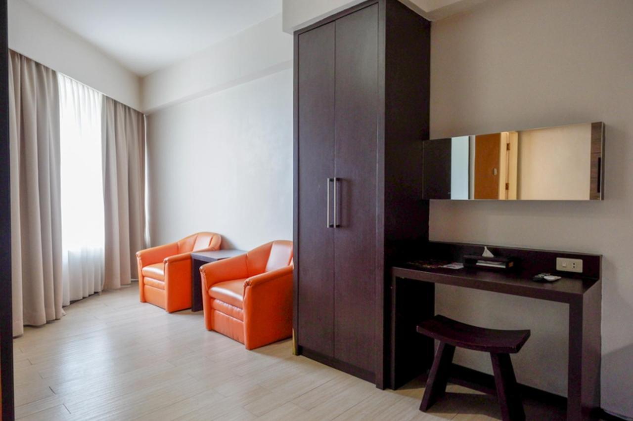 Hotel New Puri Garden Bandara Семаранг Экстерьер фото