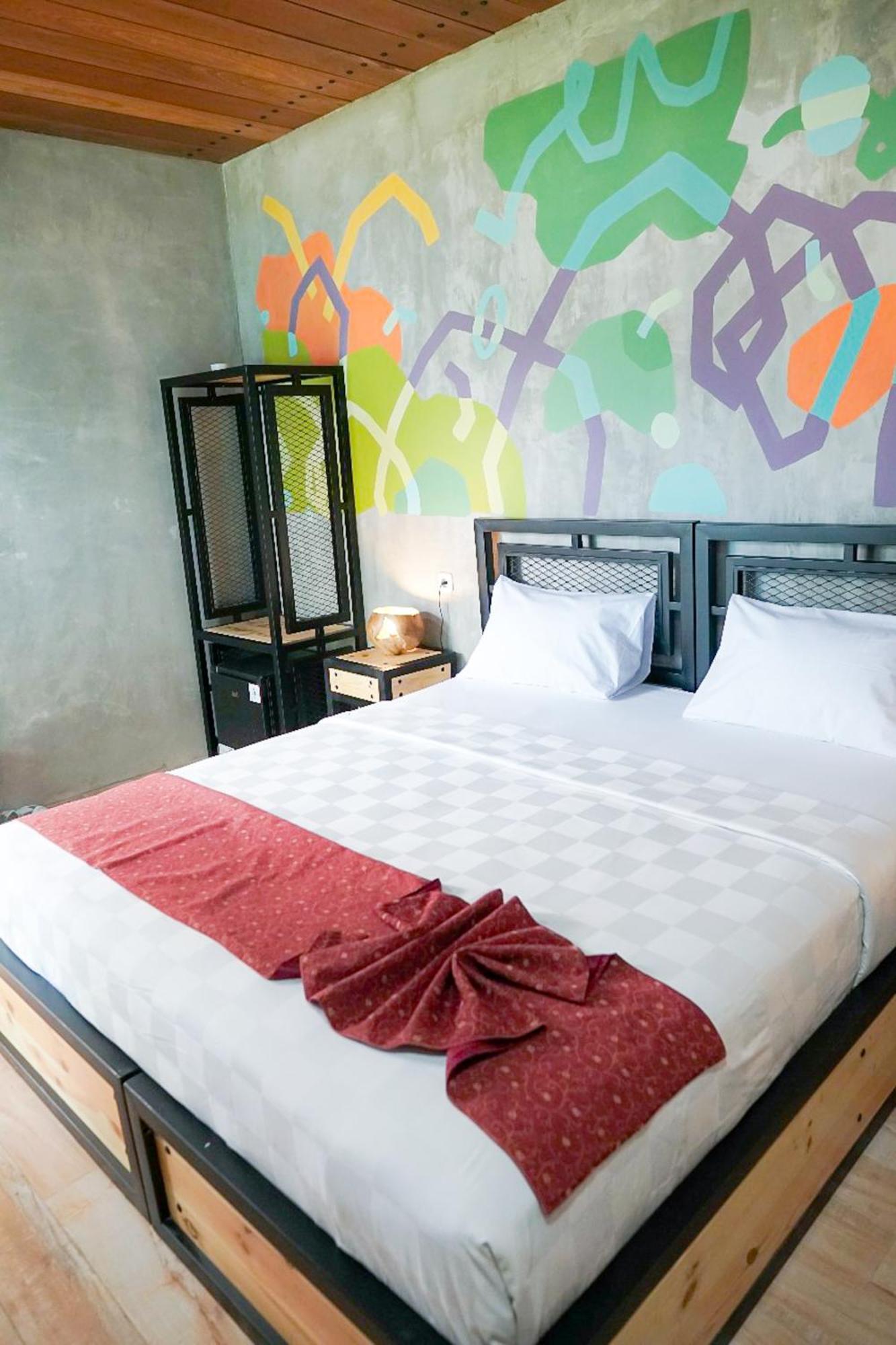 Hotel New Puri Garden Bandara Семаранг Экстерьер фото