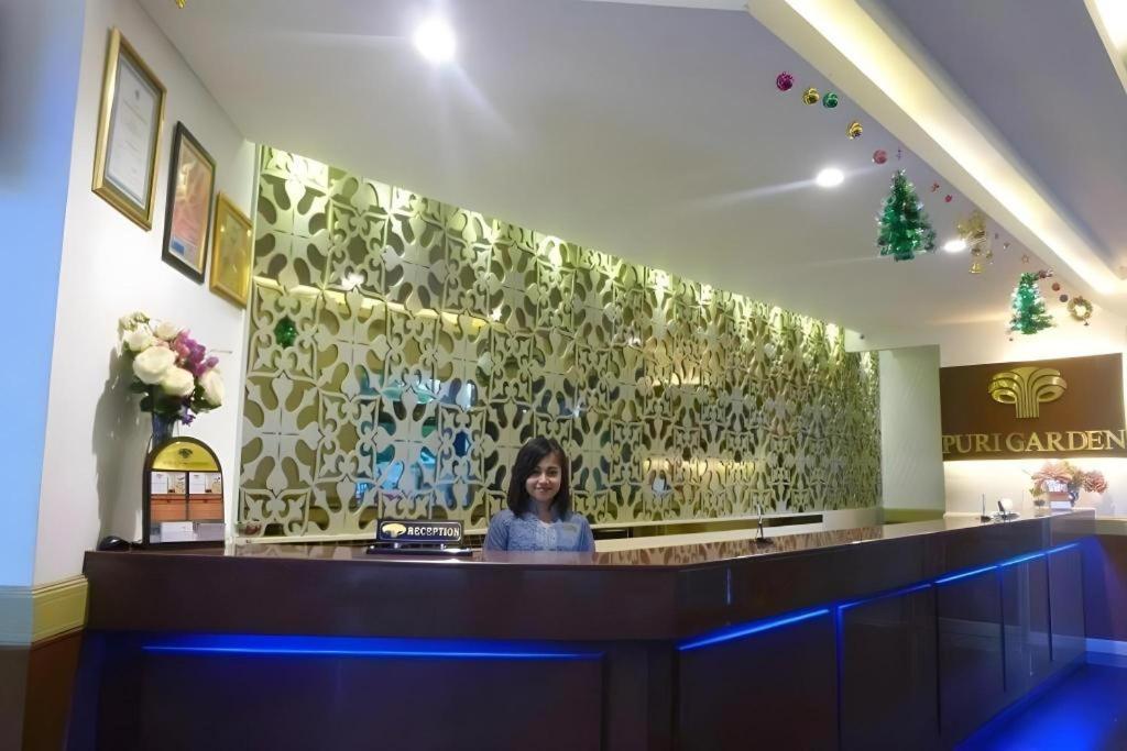 Hotel New Puri Garden Bandara Семаранг Экстерьер фото